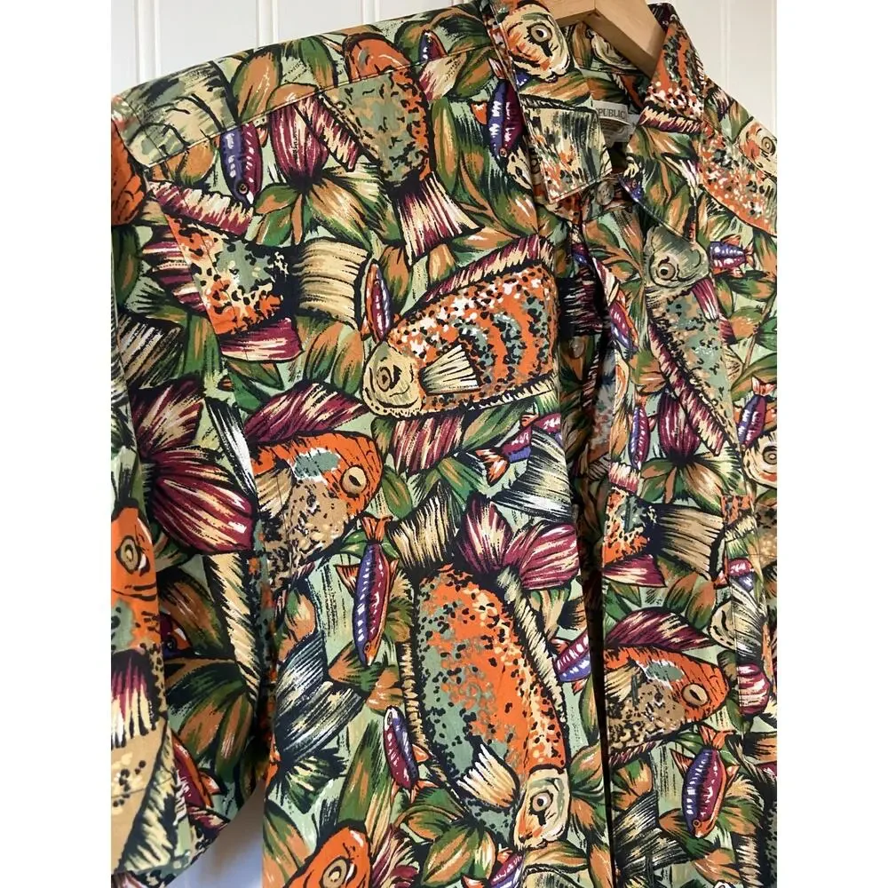 Vintage Banana Republic Shirt Mens Medium Fish Print Safari Travel Button Up 90s